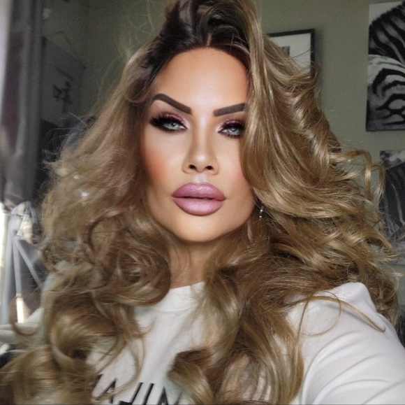 Brand New Lite brown wig - Picture 8 of 16